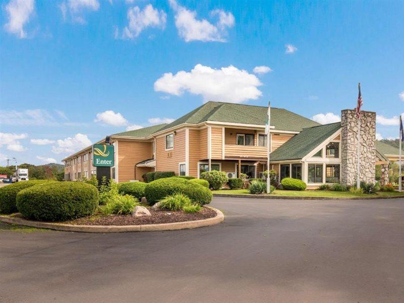 Quality Inn Блумсберг Экстерьер фото