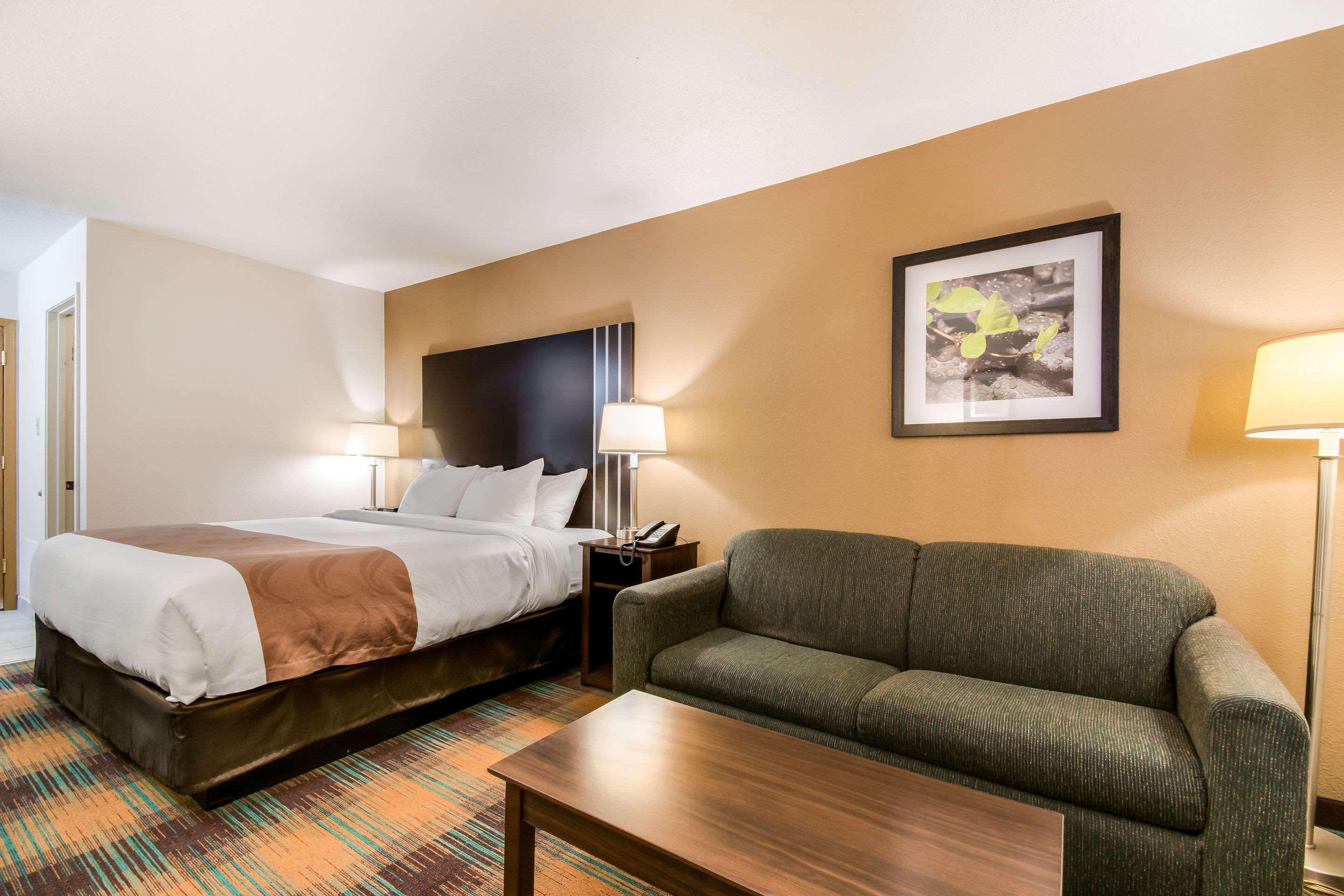 Quality Inn Блумсберг Экстерьер фото