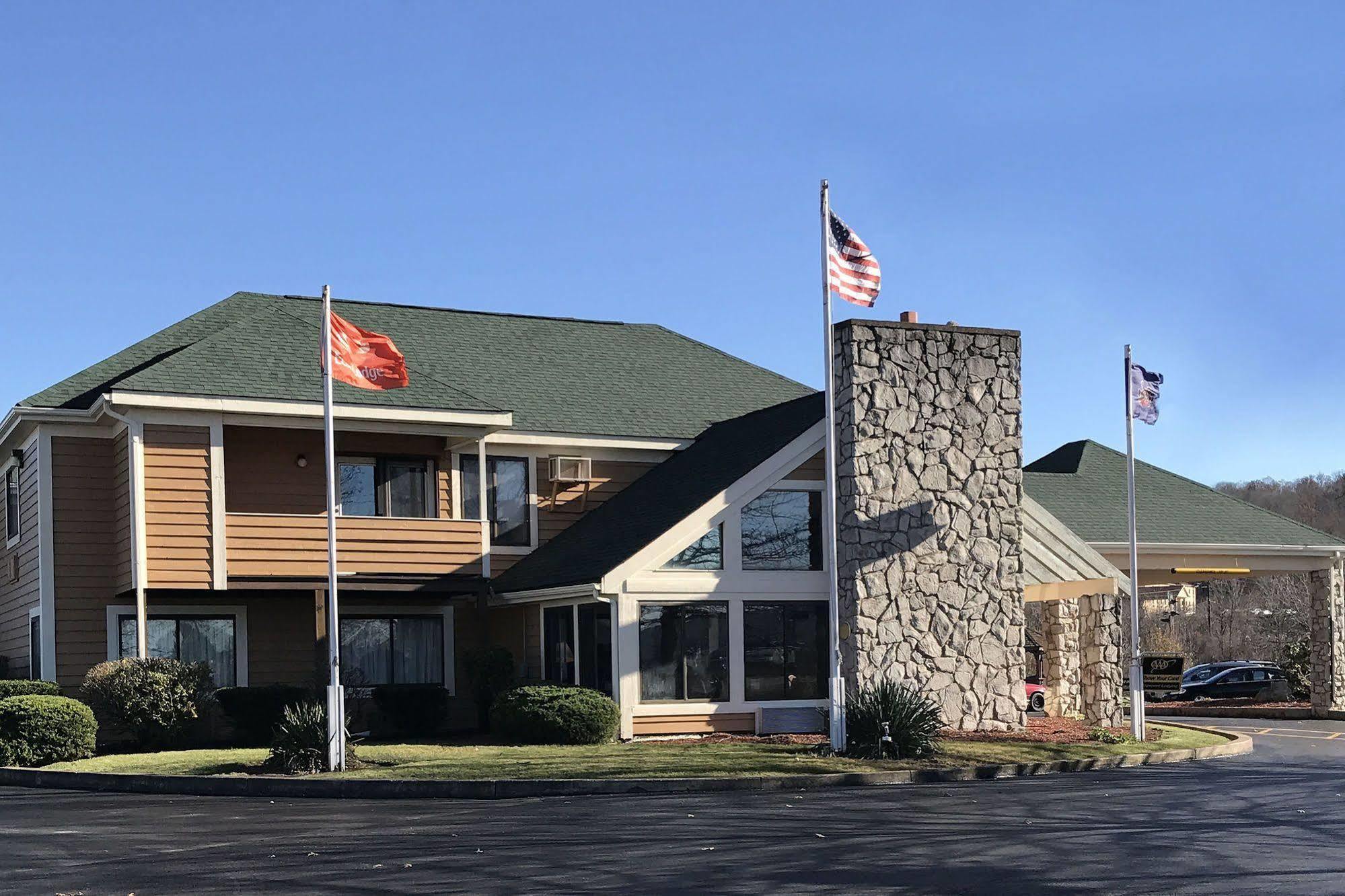 Quality Inn Блумсберг Экстерьер фото