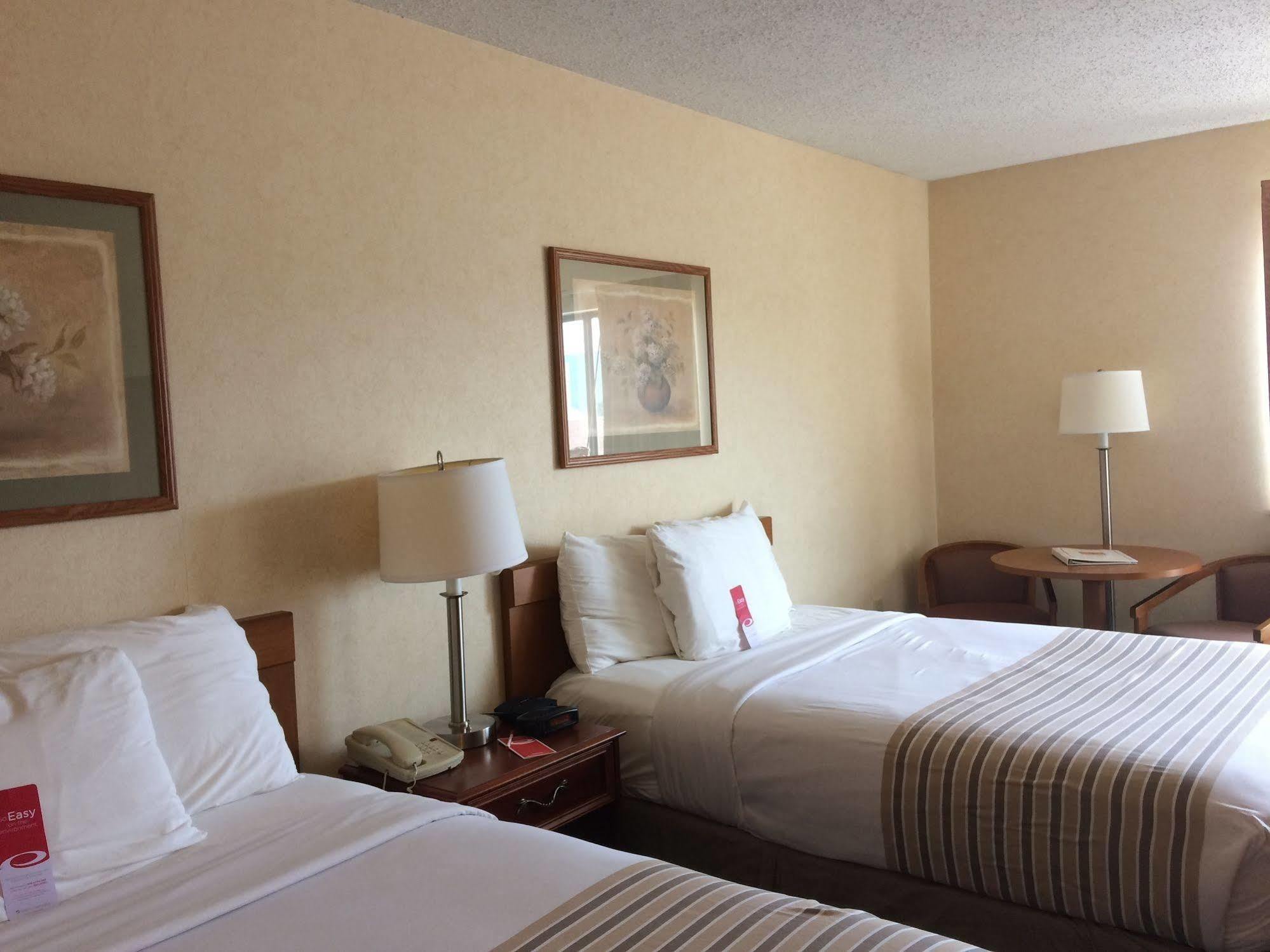 Quality Inn Блумсберг Экстерьер фото