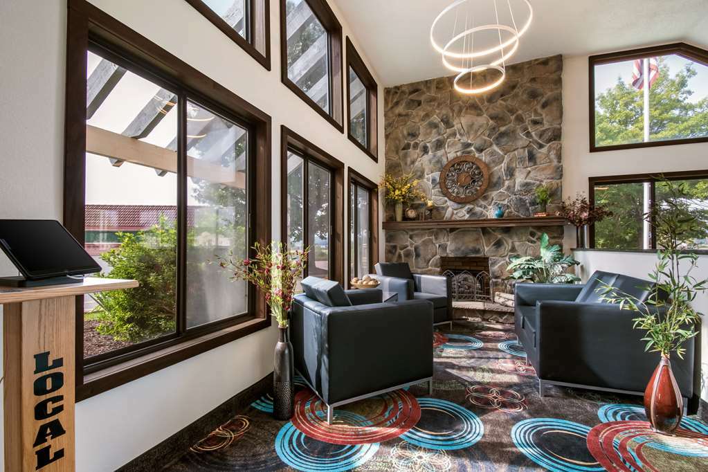 Quality Inn Блумсберг Интерьер фото